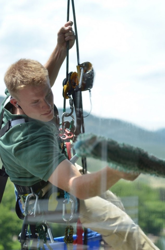 Proudly the Best High Rise Window Cleaning in Denver CO Learn Why...